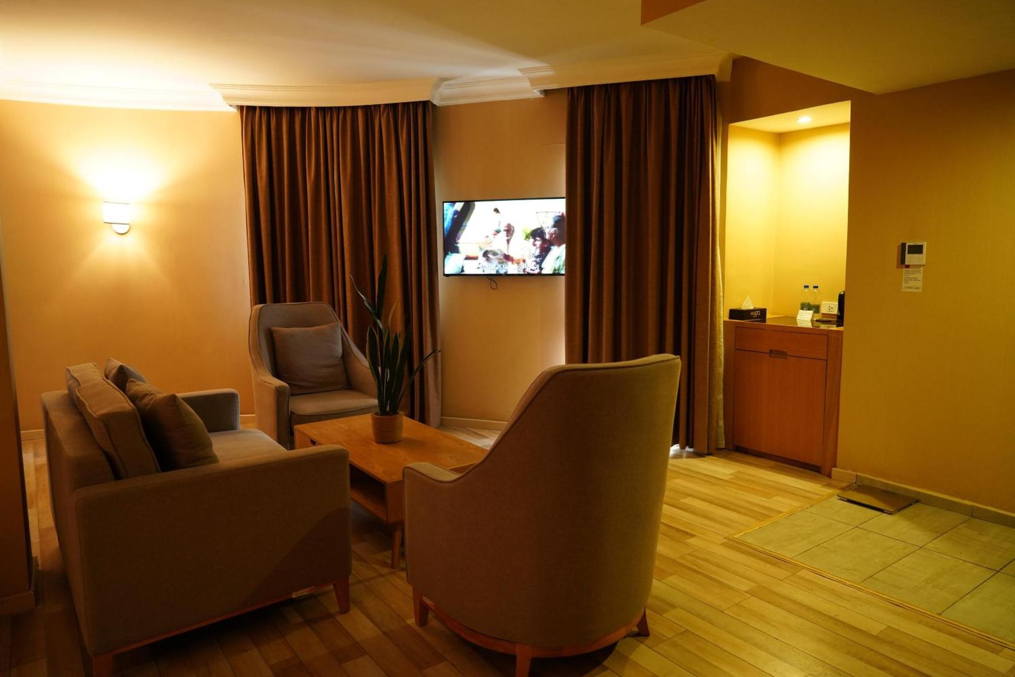 Mado Hotel Аддис-Абеба Екстер'єр фото